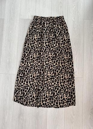 Спідниця,спідниця міді