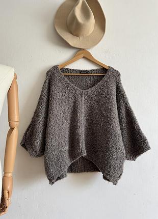 Кофтина вʼязана