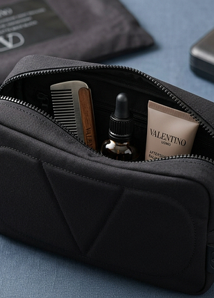 Мужская косметичка valentino (dopp case) черная. размеры 30×16×10 см 4