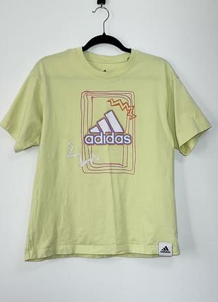 Жіноча футболка adidas