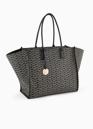 Оверсайз шопер emporio armani oversized shopper bag  monogram  40(68)х18х35 ew000561 af11951 emporio armani