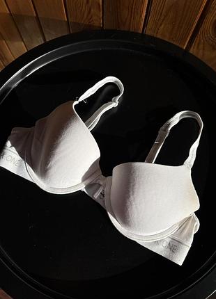 Жіночий бюстгальтер calvin klein із серії ck one. оригінал