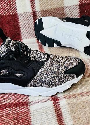 Жіночі кросівки reebok (оригінал)