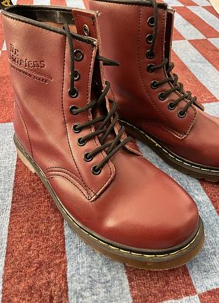 Dr. martens 1460 (cherry red)