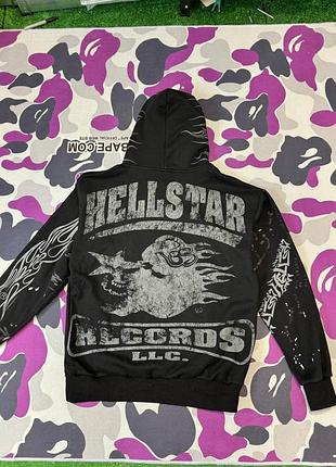 Худи от бренда hellstar 2