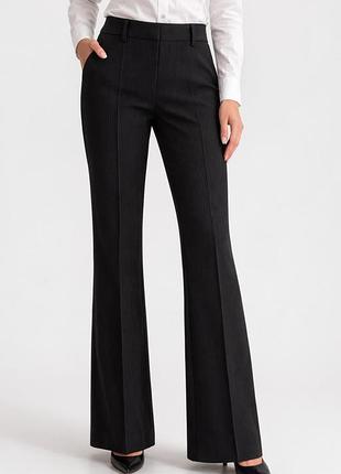 Брюки женские zara классические прямые расклешенные черные в полоску средняя посадка s m