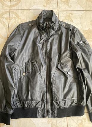 Куртка guess