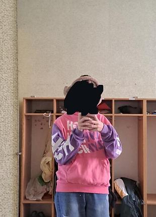 Женский спортивный костюм.