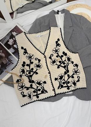 Гарний жилет