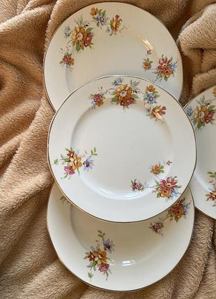 Набор английских винтажных тарелок royal tudor ware (4 шт), 1950 г.