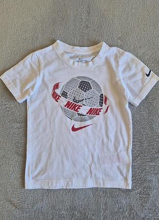 Футболка 6-7р. nike