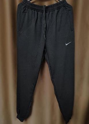 Чоловічі спортивні штани nike великих розмірів