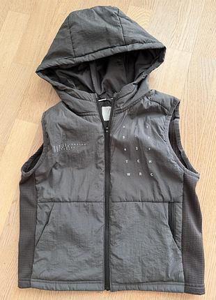 Модная легкая жилетка zara мальчику, 6-7 лет, 120 см