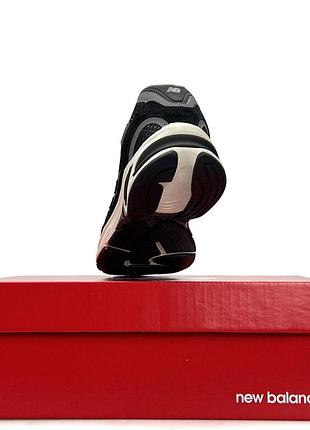 Balance 2010 grey black 2