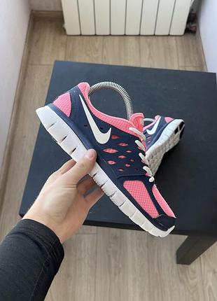 Кросівки nike