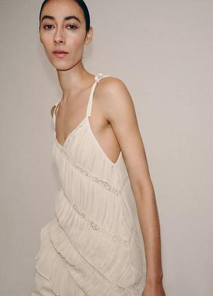 Топ жіночий бежевий з воланами zara new