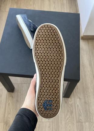 Кеди eetnies 8