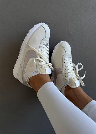 Кроссовки nike cortez ivory / metallic bronze