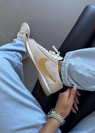 Кроссовки nike cortez beige / gold