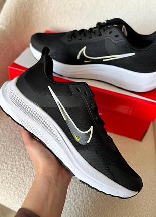 Nike running zoomx black white