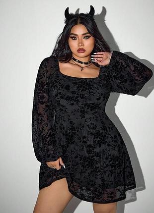 Сукня готична l xl чорна по фігурі святкова