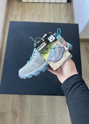 Кросівки walkx