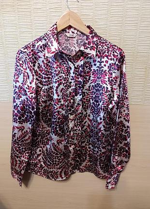 Интересная атласная блуза блузка