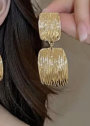 Серьги клипсы длинные мятое золото