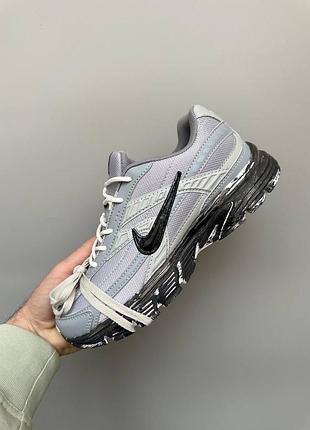 Nike initiator 3