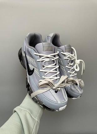 Nike initiator 5