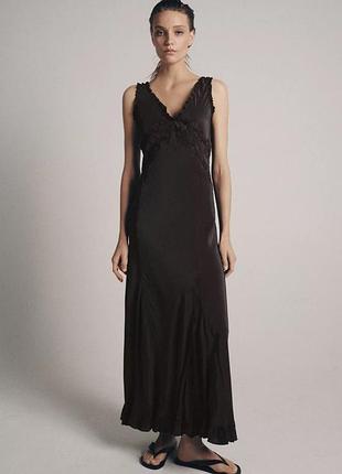 Длинное платье с вышивкой zw collection