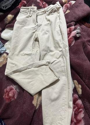 Жіночі джинси