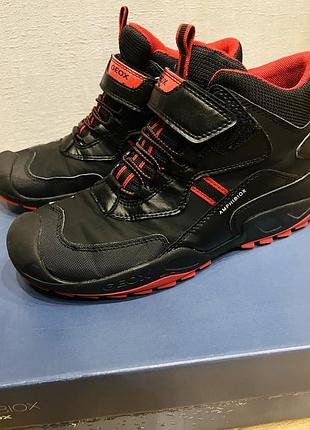 Демісезоні geox. розмір 40