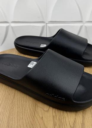 Нові оригінальні шльопанці adidas adilette lumia