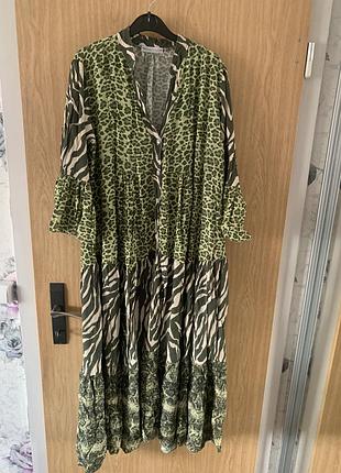 Плаття широке