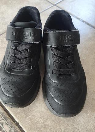 Кроссовки skechers