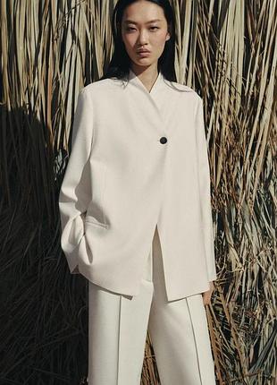 Двобортний блейзер жіночий бежевий zara new