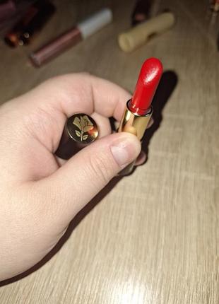 Помада lancome cream,132