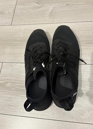 Кросівки adidas 4