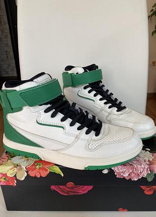 Кросівки zara