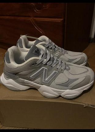 Кросівки new balance 9060