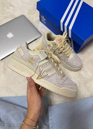 Adidas forum low beige