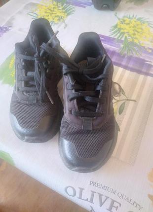 Кроссовки на мальчика adidas