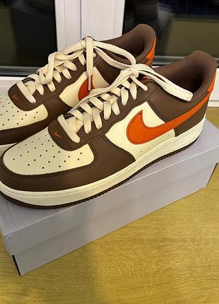 Продам новые мужские кроссовки nike air force 1 '07