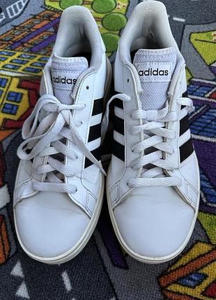 Кросівки adidas 24.5