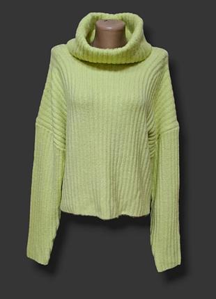 Жіночий вкорочений салатовий светр кофта джемпер