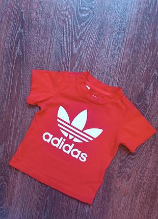 Футболка adidas