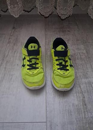 Кроссовки under armour 34 р.