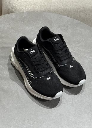 Кроссовки alo yoga runner black