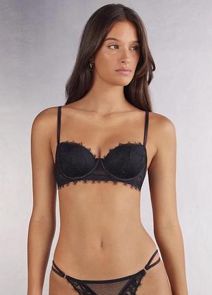 Розкішний мереживний комплект білизни від intimissimi з колекції her beauty